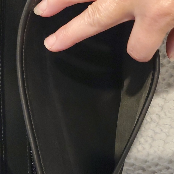 Black leather saddle bag purse with adjustable cross body strap (#8) - Picture 5 of 9